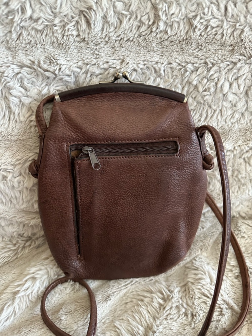 Vintage Fossil Kiss Lock Brown Leather Crossbody Bag - Picture 3 of 5